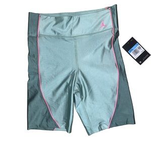 Nike Jordan Essential Women's Bike Shorts Sz. Medium